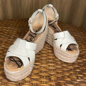 SAM EDELMAN IVORY LEATHER AND WOVEN MARIETTA WEDGES. [SIZE: 8.5] [USED]